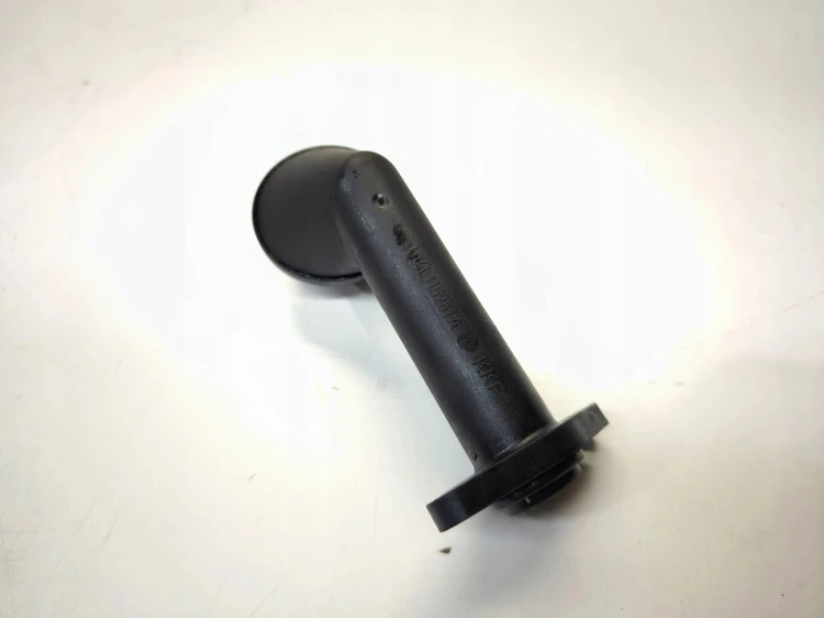 RURKA SMOK SSAK OLEJU AUDI VOLKSWAGEN SEAT SKODA 1.6 2.0 TDI 04L115251A