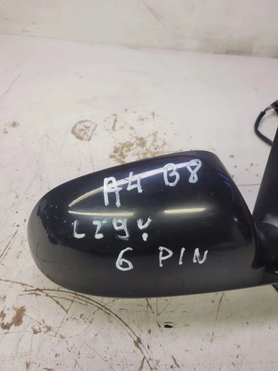 LUSTERKO PRAWE AUDI A4 B8 LIFT LZ9Y 6-PIN UK