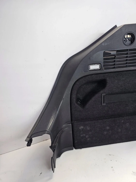 BOCZEK BAGAŻNIKA LEWY AUDI A1 8X 3-DRZWI 8X3867761E