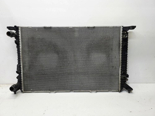CHŁODNICA WODY AUTOMAT AUDI A4 B8 A5 8T Q5 8R 2.0 TDI TFSI 8K0121251T