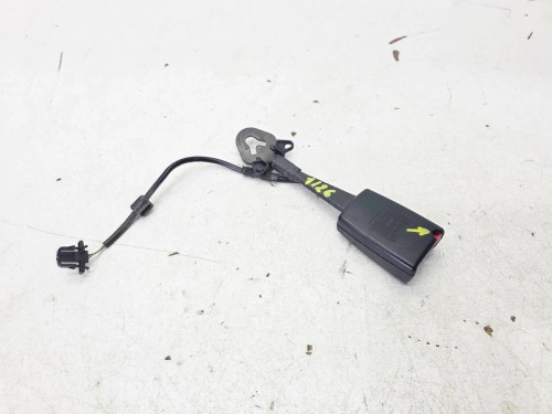 ZAPINKA PASA LEWA LUB PRAWA Z CZUJNIKIEM AUDI A4 B7 8E0857755G 1/26