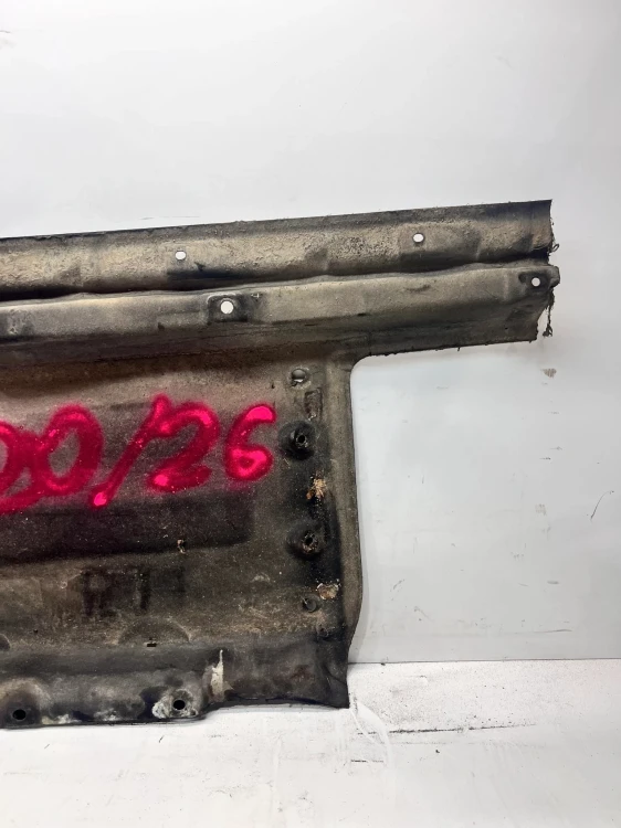 OSŁONA PŁYTA PODWOZIA PRAWA DUŻA AUDI Q5 8R LIFT 8R0825208E 20/26