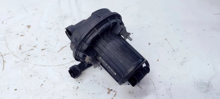 POMPA POWIETRZA WTÓRNEGO AUDI A8 D4 07L959253B
