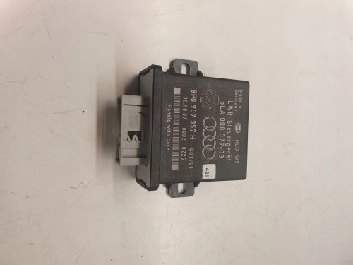 MODUŁ STEROWNIK ŚWIATEŁ AUDI A3 A4 A6 8P0907357H