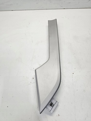 DEKOR LISTWA DRZWI LEWY PRZÓD AUDI A4 B9 8W0867409AG