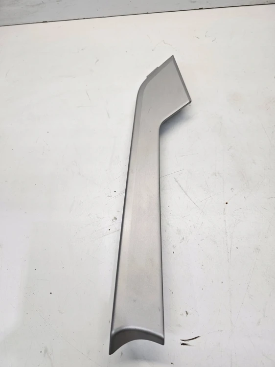 DEKOR LISTWA DRZWI LEWY PRZÓD AUDI A4 B9 8W0867409AG