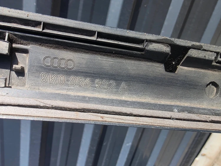 LISTWA PROGOWA PRAWA AUDI A4 B8 S LINE 8K0854932A LZ7H ORYGINAŁ !!!