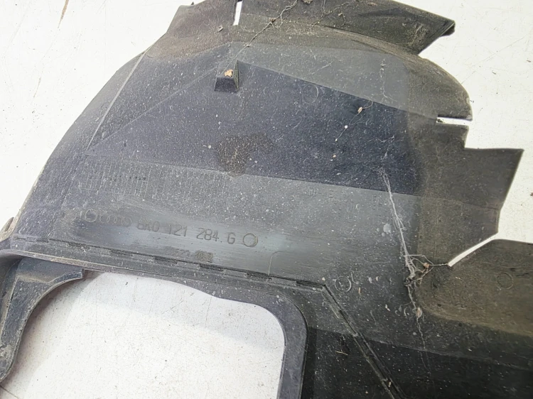KIEROWNICA POWIETRZA PRAWA AUDI A4 B8 A5 8T 8K0121284G