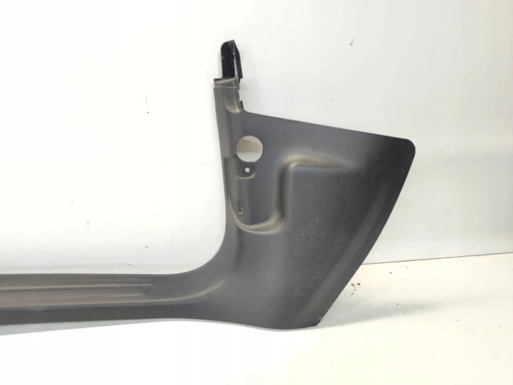 OSŁONA NAKŁADKA PROGU LEWA AUDI A6 C6 2004-2011 4F1867271B CZARNA