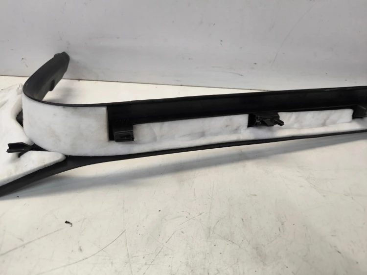OSŁONA NAKŁADKA PROGU LEWA AUDI A6 C6 2004-2011 4F1867271B CZARNA