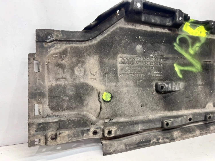 OSŁONA PODWOZIA LEWA AUDI A4 B9 LIFT A5 8W 8W0825207B 1/25