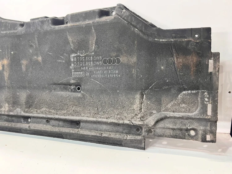 OSŁONA PODWOZIA LEWA AUDI A4 B9 LIFT A5 8W 8W0825207B 1/25