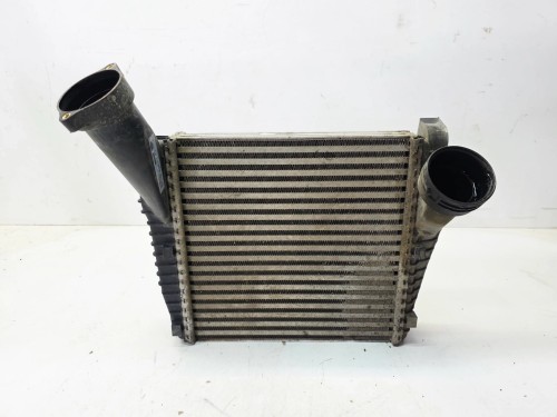 CHŁODNICA POWIETRZA INTERCOOLER LEWY AUDI Q7 4L 4.2 TDI 8ML376729561