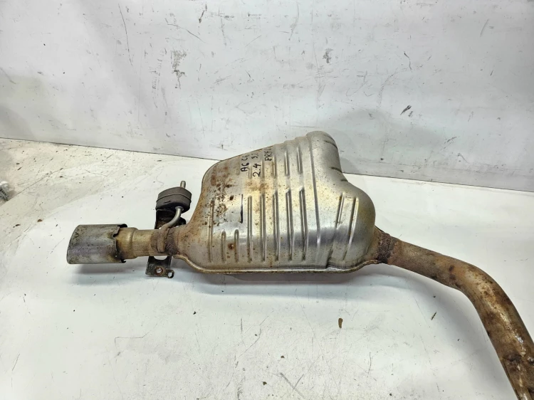 TŁUMIK WYDECH AUDI A6 C6 QUATTRO 2.4 2.8 3.2 4F0253612S PRAWA STRONA