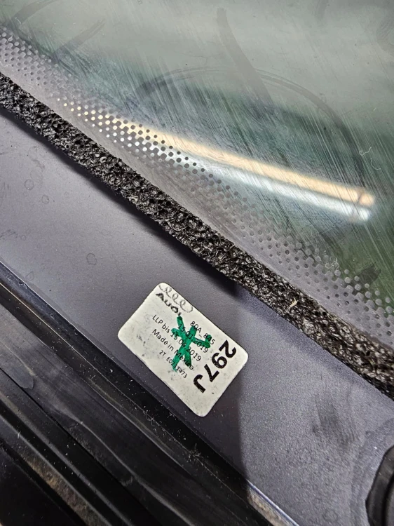 SZYBA KAROSERYJNA LEWY TYŁ AUDI Q5 FY 2018R 80A845297J