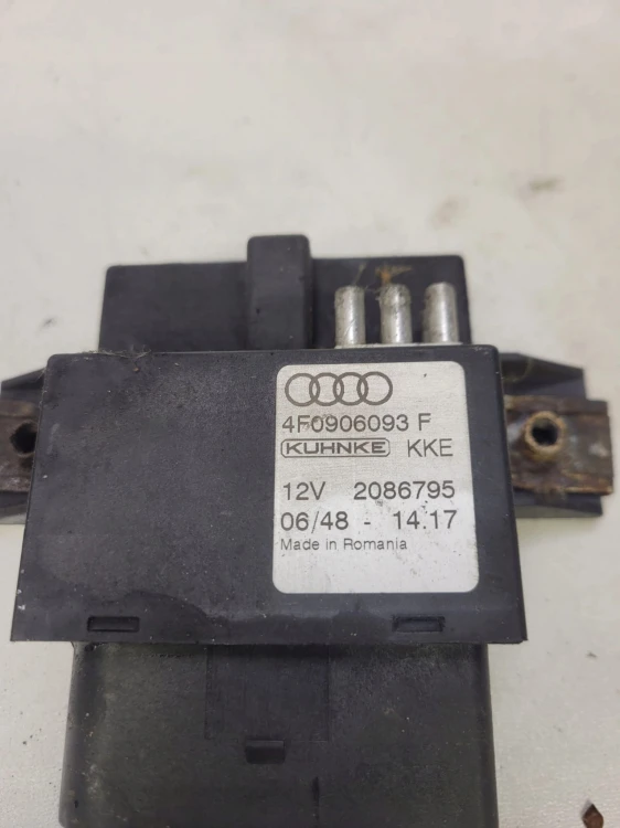 STEROWNIK POMPY PALIWA AUDI A6 C6 3.0 T 4F0906093F