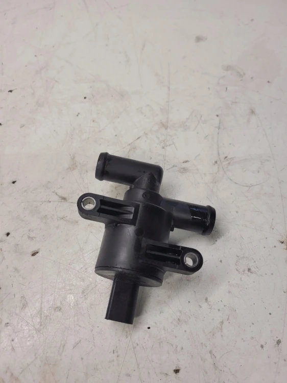 DODATKOWA POMPA WODY AUDI VW 4H0121671D