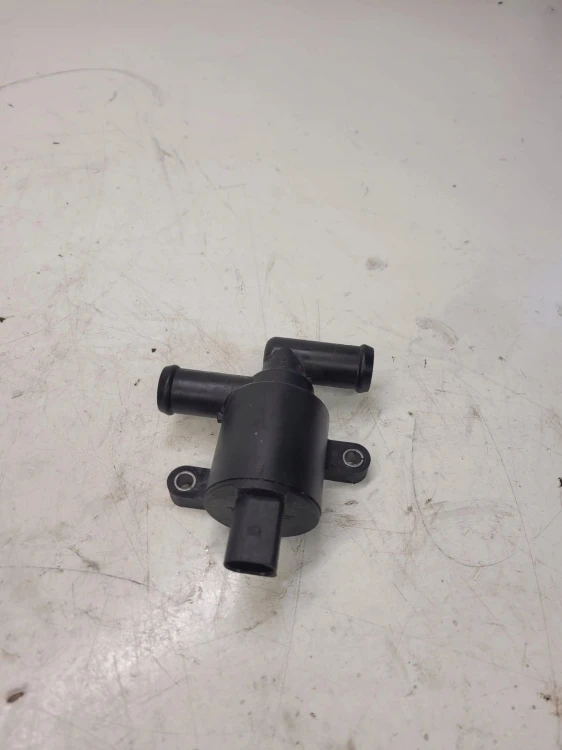 DODATKOWA POMPA WODY AUDI VW 4H0121671D