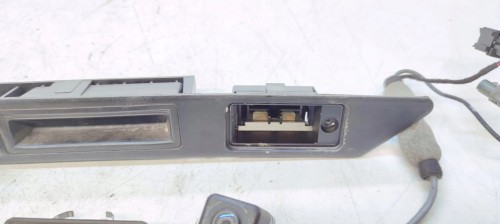 BLENDA PODŚWIETLENIE TABLICY KAMRA AUDI A6 C6 Q7 Q7 4L0827574 4L0980551 BDB
