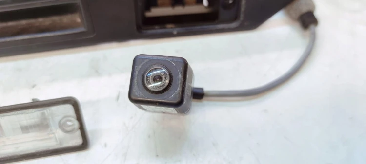 BLENDA PODŚWIETLENIE TABLICY KAMRA AUDI A6 C6 Q7 Q7 4L0827574 4L0980551 BDB