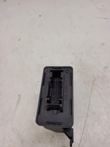 STEROWNIK MODUŁ ŚWIATEŁ AUDI VW SKODA 5Q0907357