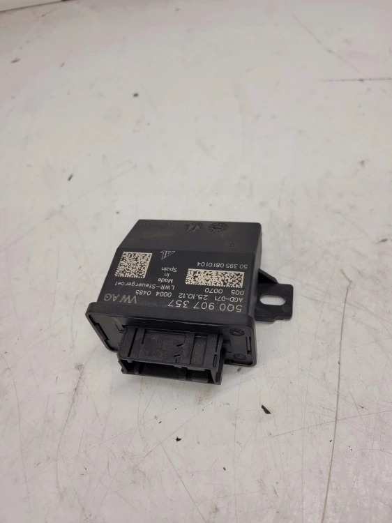 STEROWNIK MODUŁ ŚWIATEŁ AUDI VW SKODA 5Q0907357