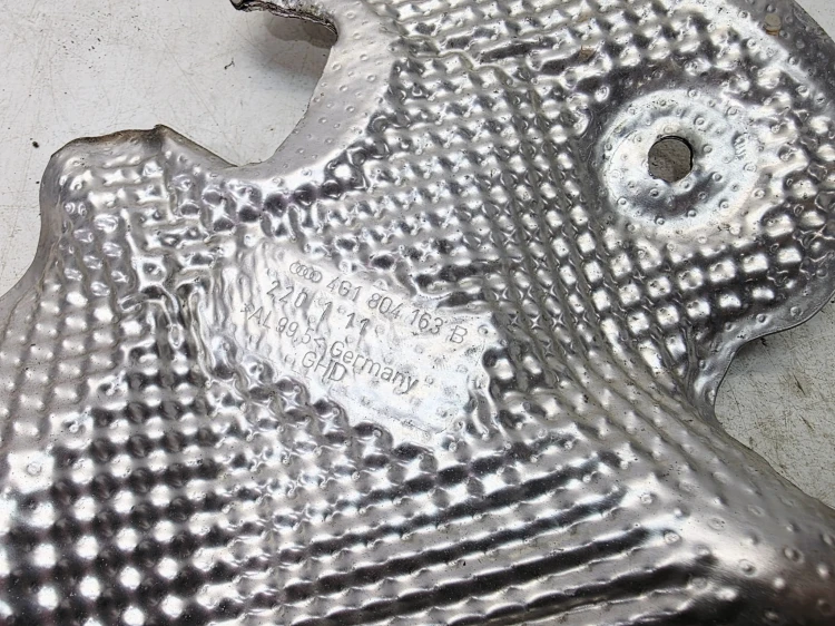 OSŁONA TERMICZNA AUDI A6 C7 A7 4G1804163B