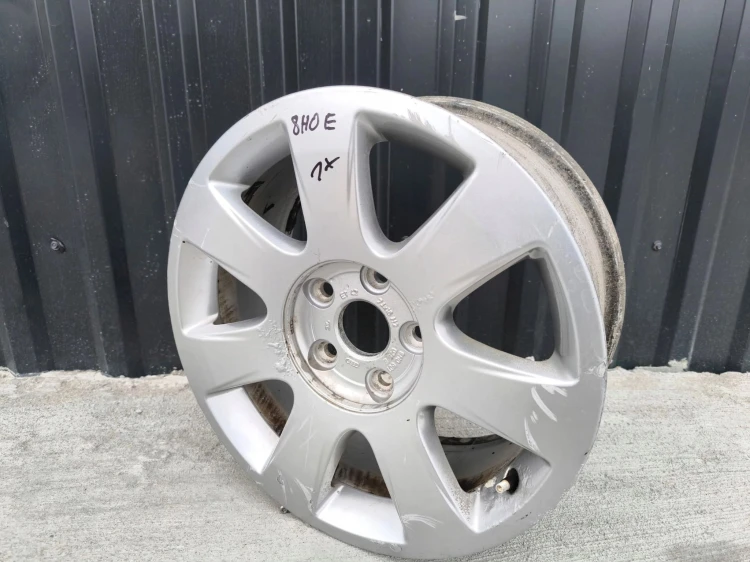 FELGA ALUMINIOWA AUDI A3 A4 A6 7.0J R16 ET42 8H0601025E *1*