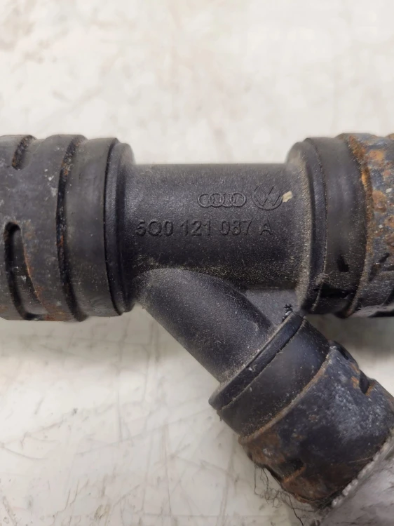 RURA WĄŻ WODY AUDI VW SKODA ORYGINAŁ 5Q0121087A