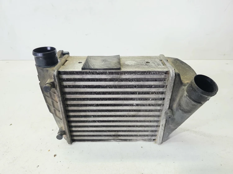 CHŁODNICA POWIETRZA INTERCOOLER AUDI A4 B7 2.7 3.0 TDI 8E0145806L