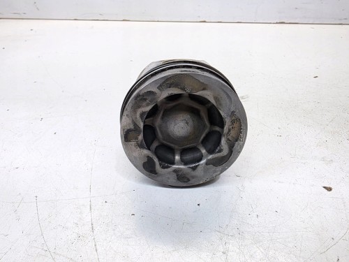 TŁOK + KORBOWÓD AUDI A3 8V VOLKSWAGEN SEAT SKODA 2.0 TDI 04LA 04LA