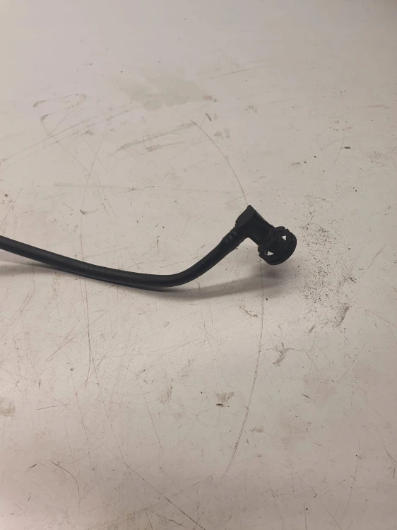 RURA PRZEWÓD WODY AUDI A4 B8 1,8 TFSI 8K0121881P