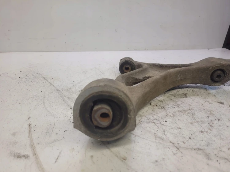 WAHACZ PRAWY PRZÓD AUDI Q7 4L VW TOUAREG 7L0