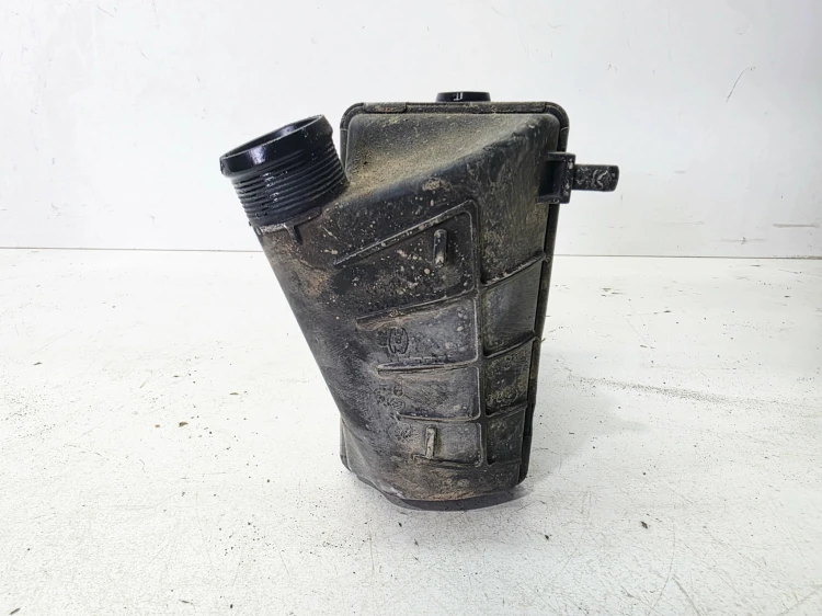 CHŁODNICA POWIETRZA INTERCOOLER AUDI A4 B7 2.7 3.0 TDI 8E0145806L
