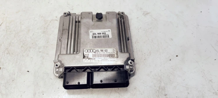 KOMPUTER STEROWNIK SILNIKA AUDI A4 A5 03L906022