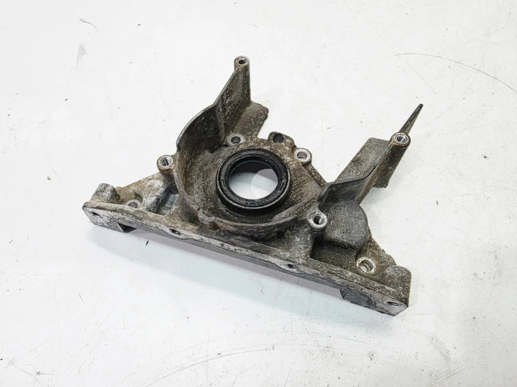 OBUDOWA USZCZELNIACZ WAŁU AUDI VOLKSWAGEN SEAT SKODA 1.9 TDI 038103153Q