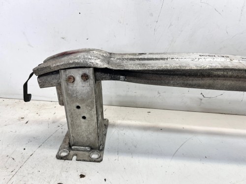 BELKA PRZÓD AUDI A4 B8 A5 8K0807113B 8K0807134A 8K0807133A