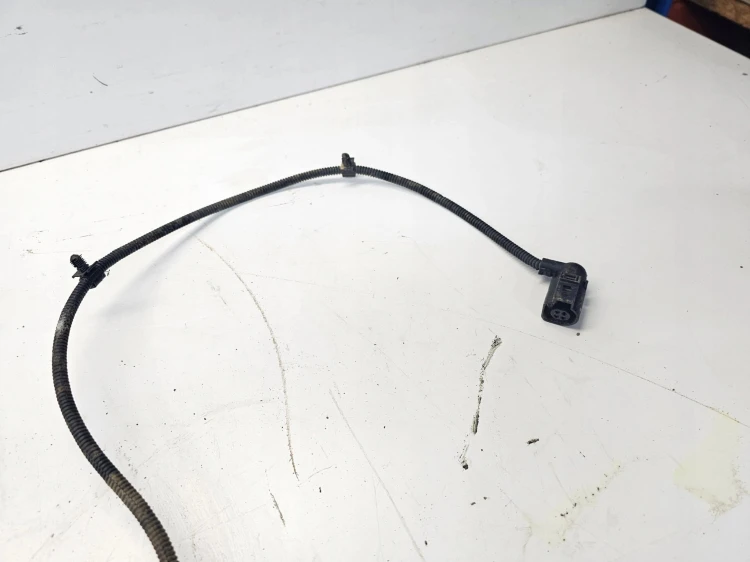 WIĄZKA ABS PRAWY TYŁ AUDI Q3 8U VW 8U0927904C