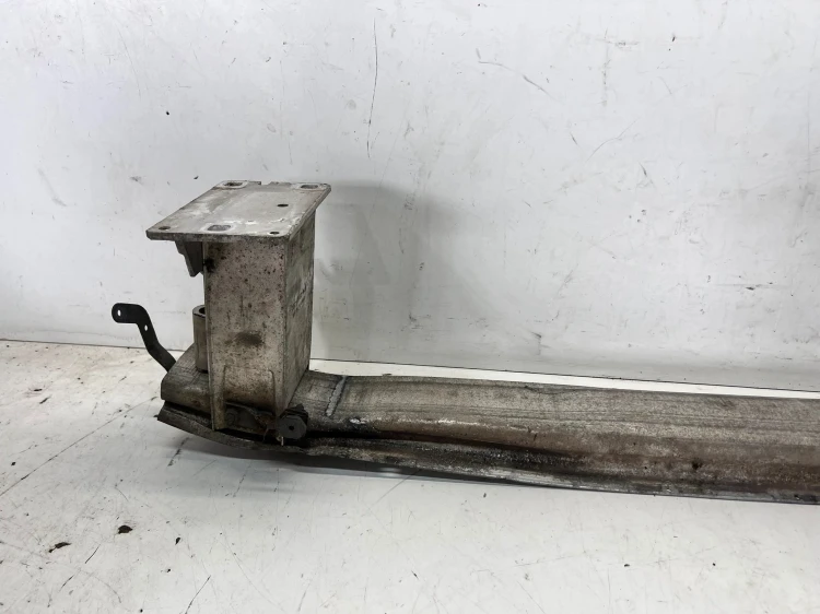 BELKA PRZÓD AUDI A4 B8 A5 8K0807113B 8K0807134A 8K0807133A