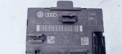 MODUŁ STEROWNIK DRZWI AUDI A1 8X Q3 8U 8X0959792K