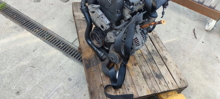 SILNIK KOMPLETNY AUDI VW SEAT SKODA 1.9 TDI BKC