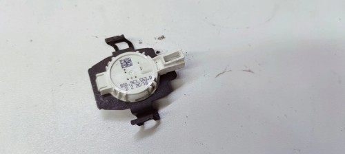 CZUJNIK FOTELA WAGI AUDI A4 A5 A6 8S0963553D
