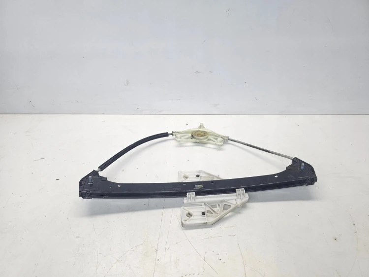MECHANIZM PODNOSZENIA SZYBY LEWY TYŁ AUDI A3 8V 8V4839461