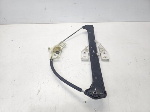 MECHANIZM PODNOSZENIA SZYBY LEWY TYŁ AUDI A3 8V 8V4839461