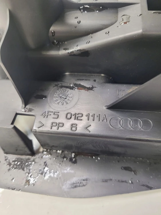 ZESTAW NAPRAWCZY PUSTY WKŁAD AUDI A6 C6 4F5012111A