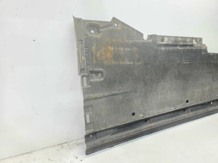 OSŁONA PŁYTA PODWOZIA LEWA AUDI A5 8T SPORTBACK 8T8825207B 1/26