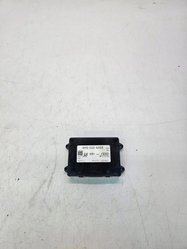 WZMACNIACZ ANTENOWY AUDI A6 A7 A8 Q3 A3 4H0035446A