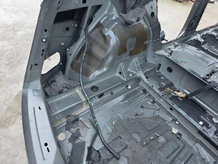 ĆWIARTKA WANNA PAS TYLNY AUDI Q5 FY 80A ORYGINAŁ !!! *2
