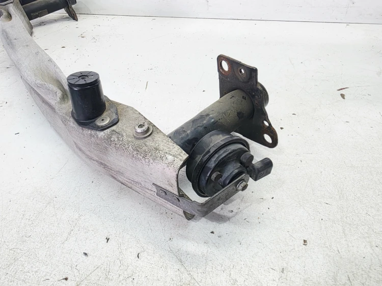 BELKA POD ZDERZAK PRZÓD AUDI A4 B7 8E0807109J
