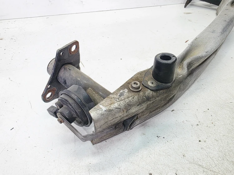 BELKA POD ZDERZAK PRZÓD AUDI A4 B7 8E0807109J